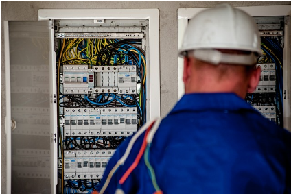 太倉低壓電工證考試攻略:輕松通過技巧揭曉(圖1) 太倉低壓電工證考試攻略:輕松通過技巧揭曉(圖1)